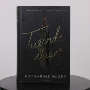Tusinde etager - Bog af Katharine McGEE