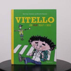 Vitello går vildt meget i skole - Bog af Kim Fupz Aaskeson